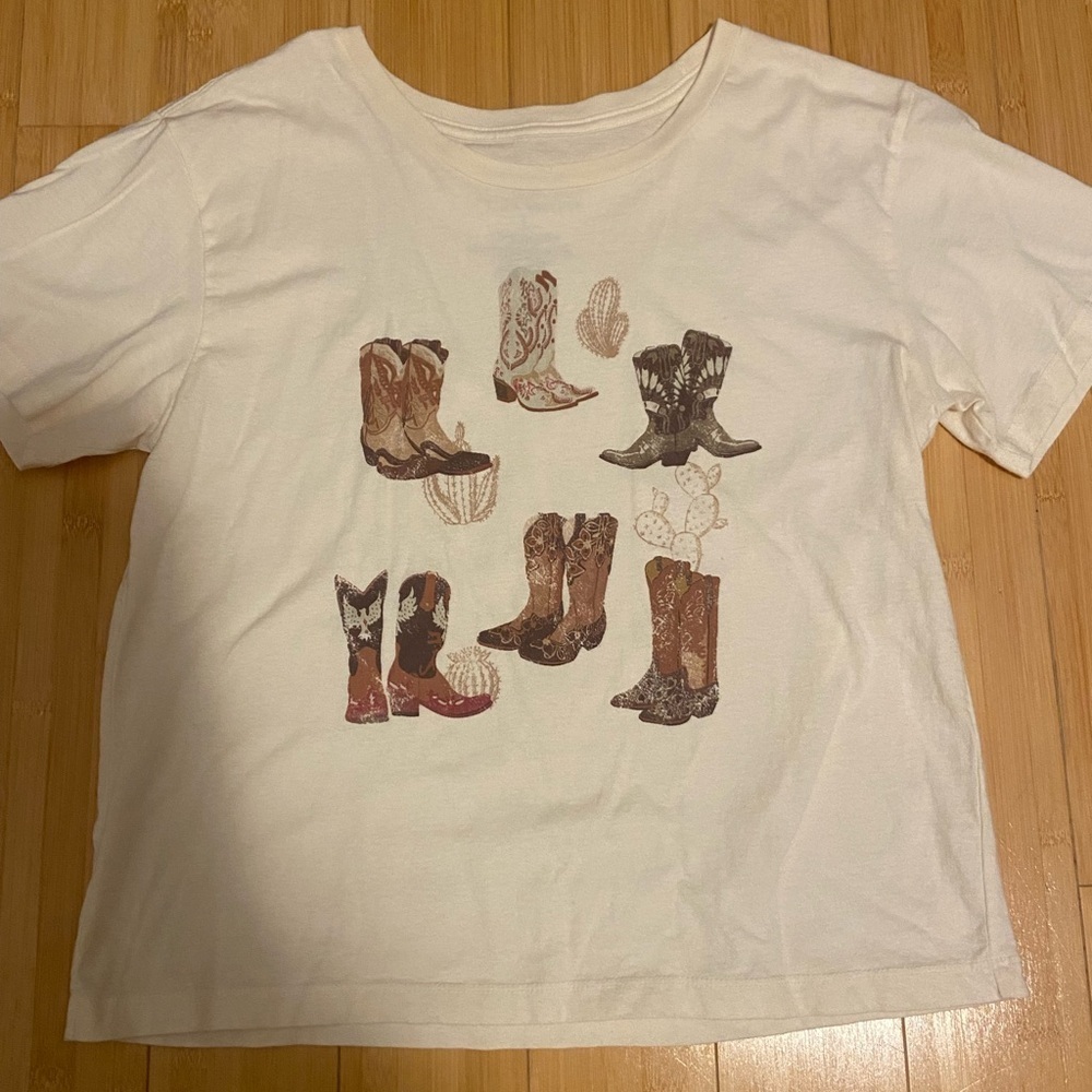 Hills & Valleys Cowboy Boots Graphic Tee | Western Core / Cowgirl Chic - Picture 2 of 4